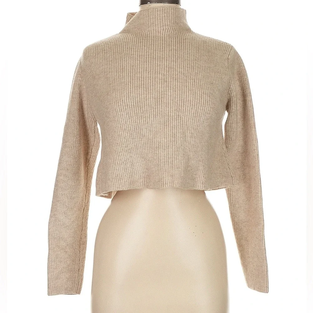 ROBERTSON + RODEO Beige Mock Neck Crop Long Sleeve Sweater Size Medium - Picture 3 of 5